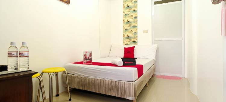 红门子 @ Prince JB海滩度假村Zambales(RedDoorz @ Prince JB Beach Resort Zambales)图片