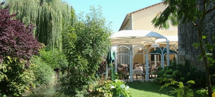 国际之家白马与克洛维酒店(Logis Hôtels & Restaurant le Cheval Blanc et Clovis)图片