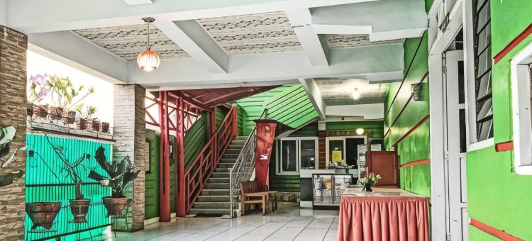 Hotel O Surya酒店靠近Taman Anggrek Pkk Watansoppeng(Hotel O Surya HotelNearTaman Anggrek Pkk Watansoppeng)图片