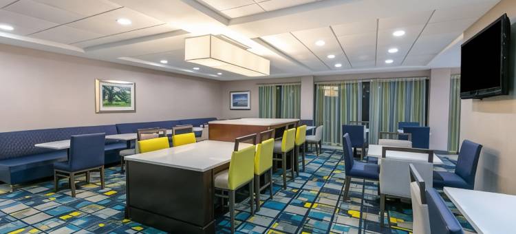 霍恩莱克南海文区拉昆塔温德姆套房酒店(La Quinta Inn & Suites by Wyndham Horn Lake / Southaven Area)图片