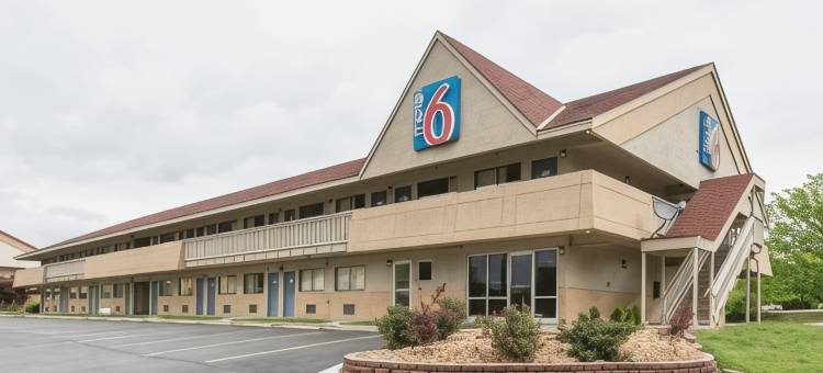 奥佛兰公园6号汽车旅馆(Motel 6 Overland Park, KS)图片