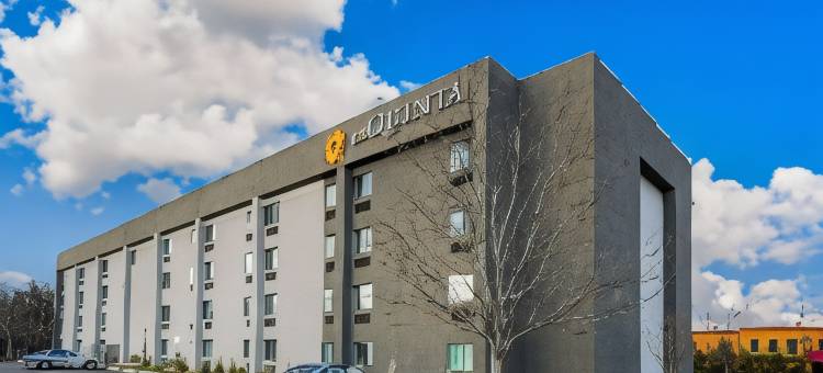 哈特福德布拉德利机场拉昆塔温德姆套房酒店(La Quinta Inn & Suites by Wyndham Hartford - Bradley Airport)图片