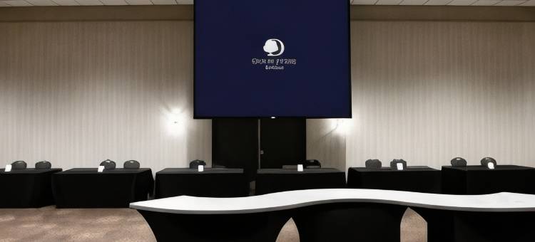 布卢明顿希尔顿逸林酒店(DoubleTree by Hilton Hotel Bloomington)图片