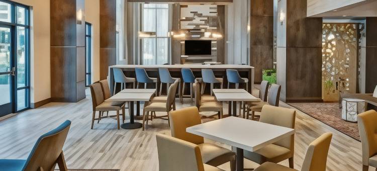 圣何塞机场欢朋套房酒店(Hampton Inn & Suites San Jose Airport)图片