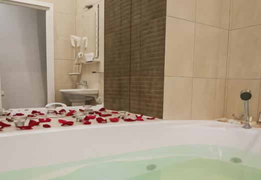 Asteriya HotelHotel Overview