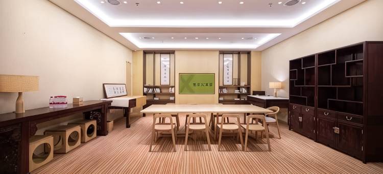 深圳福田车公庙亚朵X酒店图片