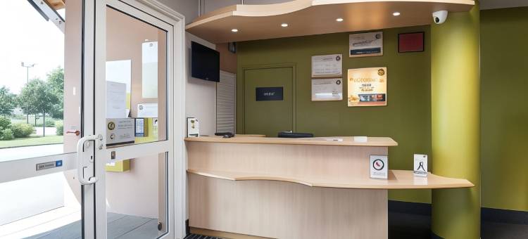 帕莱勒蒙尼亚勒民宿店(B&B Hotel Paray-Le-Monial)图片