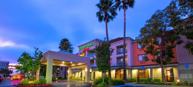 奥克兰机场万怡酒店(Courtyard Oakland Airport)图片