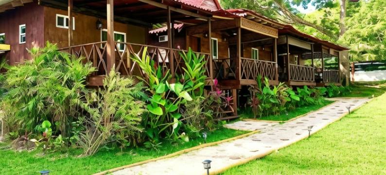 帕皮托斯巴卡拉酒店和码头(Papitos Bacalar Hotel and Marina)图片