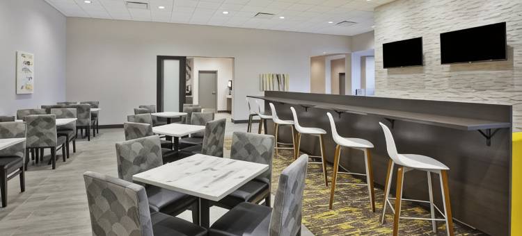 北匹兹堡蔓越莓贝斯特韦斯特优质酒店(Best Western Plus Cranberry-Pittsburgh North)图片