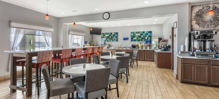 俱乐部屋贝斯特韦斯特套房酒店(Best Western Club House Inn  Suites)图片