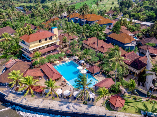 巴厘岛棕榈度假村