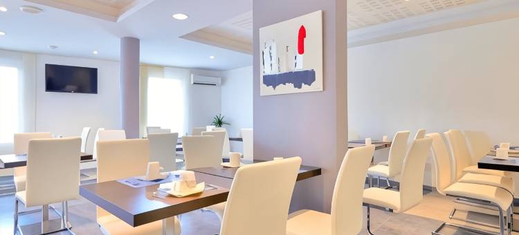 基里亚德酒店-圣谢利达普谢-洛泽尔省区(Kyriad Saint Chely d'Apcher - Aire de La LOZÈRE)图片