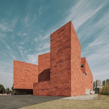 名校参访·杭州1日亲子营【中国美术学院】象山校区校园参观+民艺博物馆+美院标志点打卡合影+折扇彩绘+可参加自主写生美院