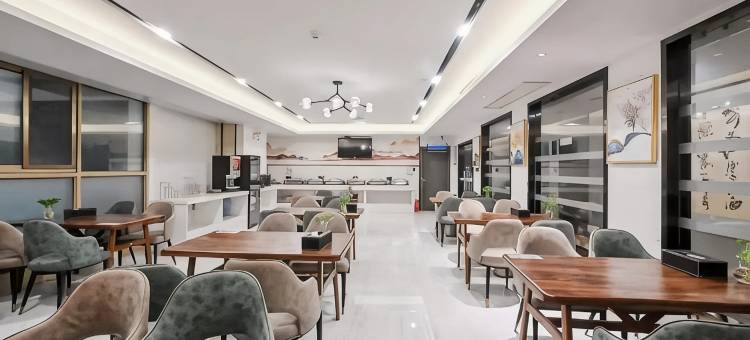 利港东方酒店(合肥滨湖会展中心紫庐地铁口店)图片