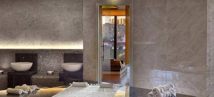 费尔蒙巴库火焰塔酒店(Fairmont Baku - Flame Towers)图片