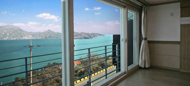南海郡水疗山丘高级旅馆(The South Sea, Spa Hill Pension)图片