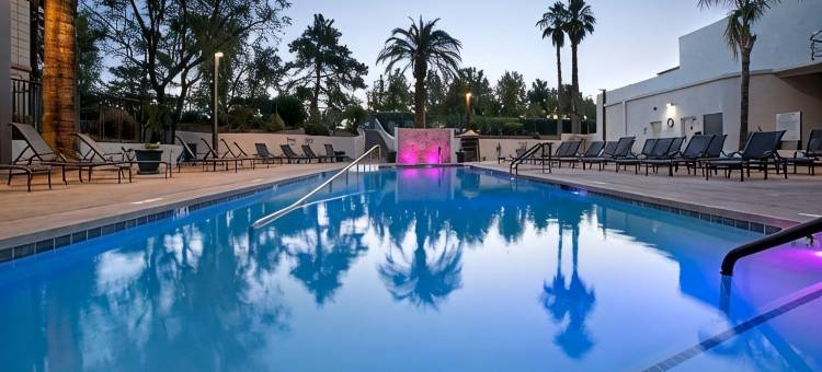 凤凰城比特摩尔希尔顿安泊酒店(Embassy Suites by Hilton Phoenix Biltmore)图片