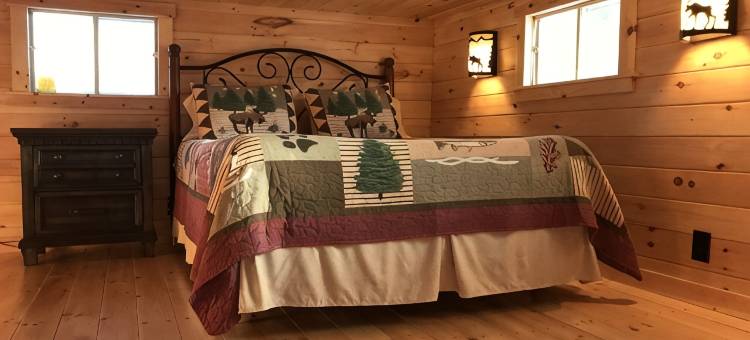 新罕布什尔皮茨堡村温馨木屋 - 直通雪地摩托及全地形车步道(Cozy Cabin in Pittsburg NH Village - DIRECT SNOWMOBILE & ATV TRAIL ACCESS)图片