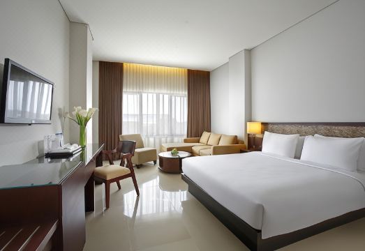 Hotel Surya Yudha Purwokerto Hotel Overview