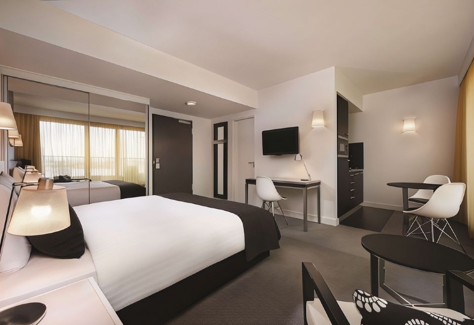 Adina Apartment Hotel Berlin Hackescher Markt Hotel Overview