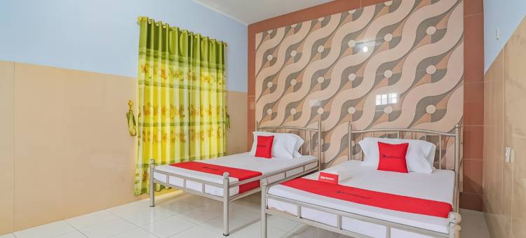 红多兹伊斯兰酒店@梳邦坦巴克梅卡街(RedDoorz Syariah @ Tambak Mekar Street Subang)图片