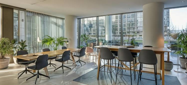鹿特丹普瑞米尔PLUS酒店(Premier Suites Rotterdam)图片