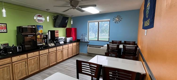 恩波里亚速8酒店(Super 8 by Wyndham Emporia)图片