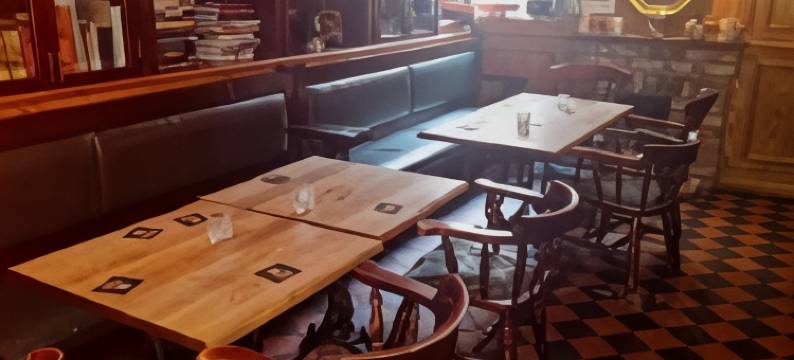 马车和马旅馆(Waggon and Horses)图片