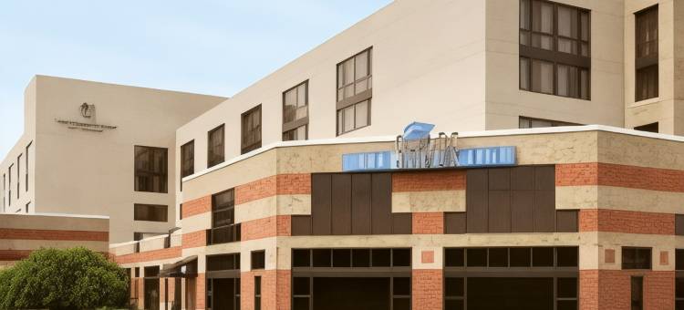 哈特福布拉德利机场希尔顿逸林酒店(DoubleTree by Hilton Hartford - Bradley Airport)图片