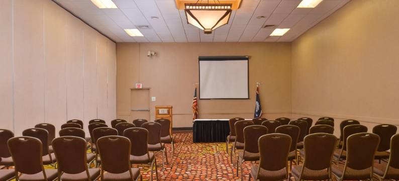 温德姆华美达广场谢里登酒店及会议中心(Ramada Plaza by Wyndham Sheridan Hotel & Convention Center)图片