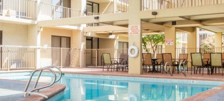 断箭-土萨伊克诺旅馆(Econo Lodge Broken Arrow-Tulsa)图片