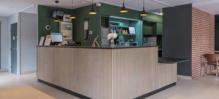 贝桑松西部法里恩城堡康铂酒店(Hotel Campanile Nature - Besançon Ouest Chateaufarine)图片