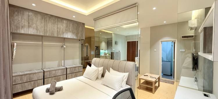 King Bed Mount Austin Palazio 2pax Luxury图片