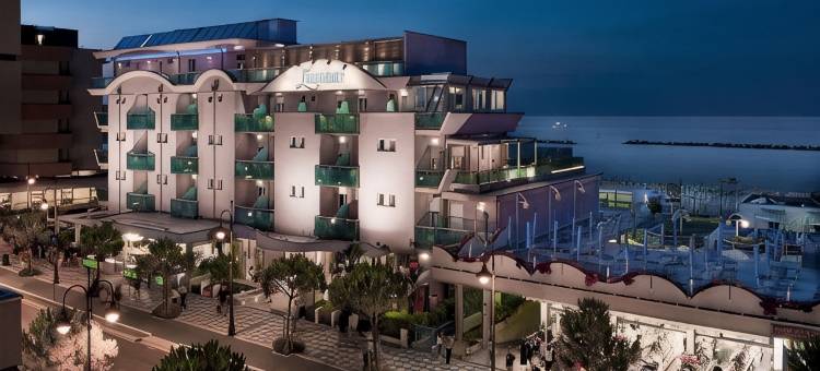 露戈马雷酒店(Hotel Lungomare)图片