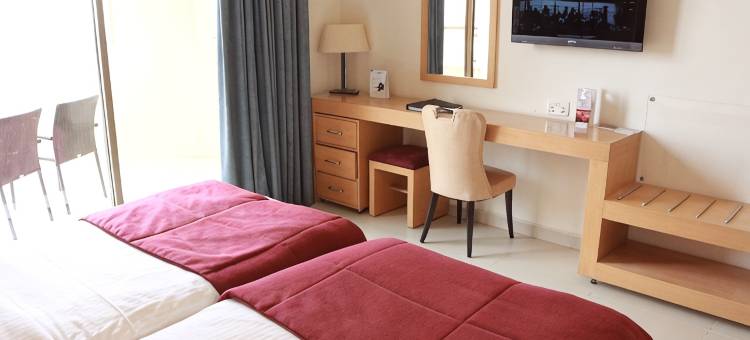 死海温德姆华美达度假村(Ramada Resort by Wyndham Dead Sea)图片