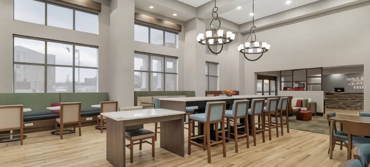 奥古斯塔西欢朋套房旅馆(Hampton Inn & Suites Augusta West)图片