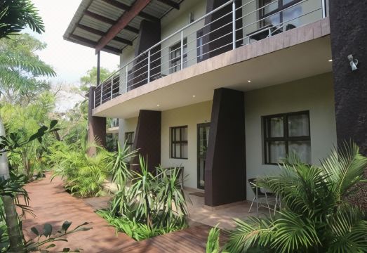 Forest Villa's Hotel Overview