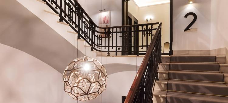 维多利亚女王宫殿4号体验酒店(One Shot Reina Victoria)图片