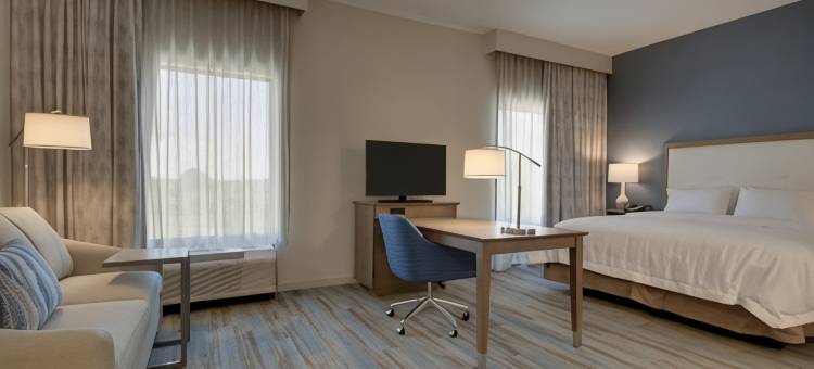 斯尼兹渡轮北塔普赛尔海滩希尔顿欢朋酒店(Hampton Inn by Hilton Sneads Ferry North Topsail Beach)图片