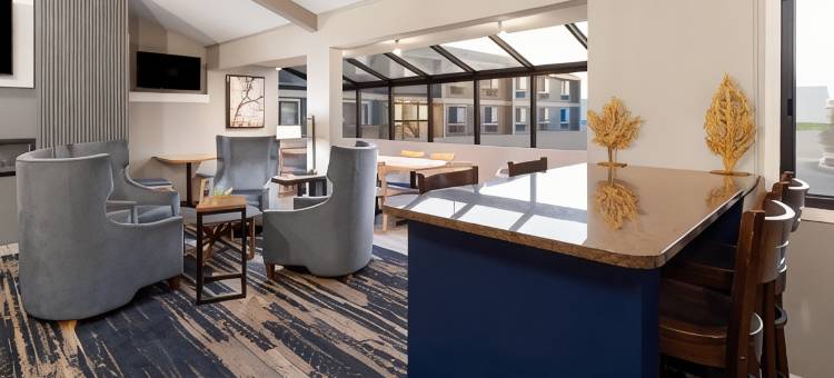 奇珀瓦福尔斯美吟温德姆酒店(AmericInn by Wyndham Chippewa Falls)图片