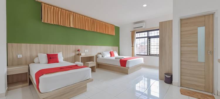 红多兹伊斯兰酒店-近贝卡派公园2号(RedDoorz Syariah Near Taman Bekapai 2)图片