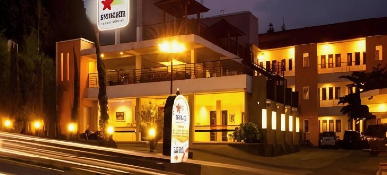 塔旺曼谷明星酒店(Hotel Bintang Tawangmangu)图片