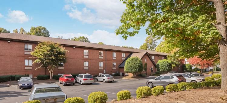 夏洛特提沃拉路行政公园美国长住精选套房酒店(Extended Stay America Select Suites - Charlotte - Tyvola Rd - Executive Park)图片