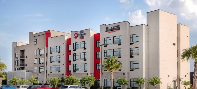 瓦瑞诺宾贝斯特韦斯特优质行政公寓(Best Western Plus Executive Residency Rigbys Water World Hotel)图片