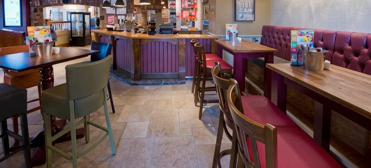 普瑞米尔埃尔金旅社(Premier Inn Elgin)图片