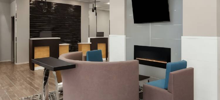 温德姆拉昆塔科勒尔维尔爱荷华市酒店及套房(La Quinta Inn & Suites by Wyndham Coralville Iowa City)图片