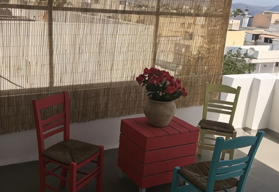 Nitsa Rooms Hotel Overview