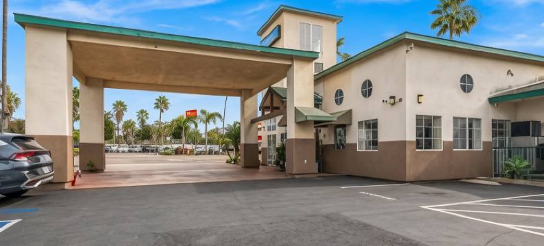 欧申赛德码头罗德威旅馆(Motel 6 Oceanside, CA – Marina / Camp Pendleton)图片