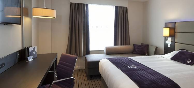 绍森德机场普瑞米尔酒店(Premier Inn Southend Airport)图片